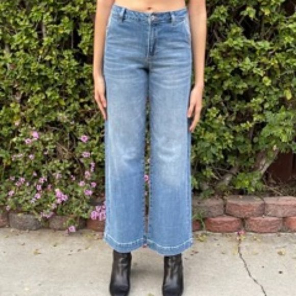 Wide Leg Jeans - Picture 1 of 2